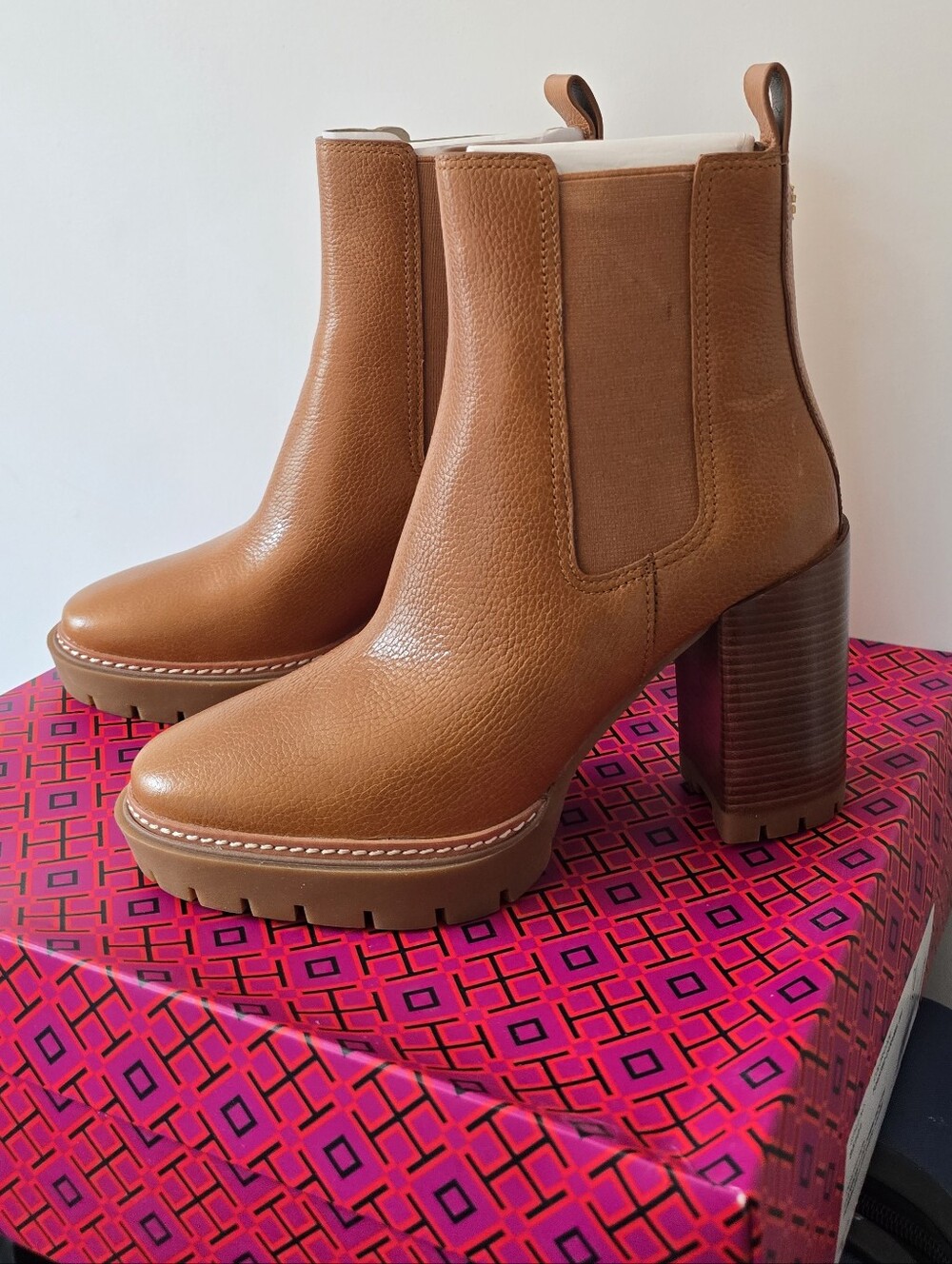 NEW! Tory Burch Carson Lug 70mm Booties (Brown)